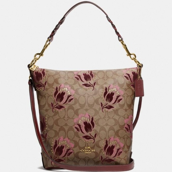 Coach Hobo in Signature Canvas - Picture 6 of 7